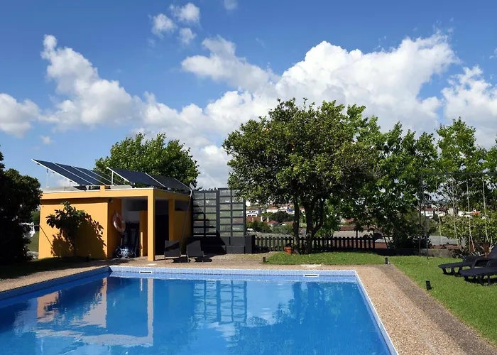 Casa Do Carvalho * Viatodos